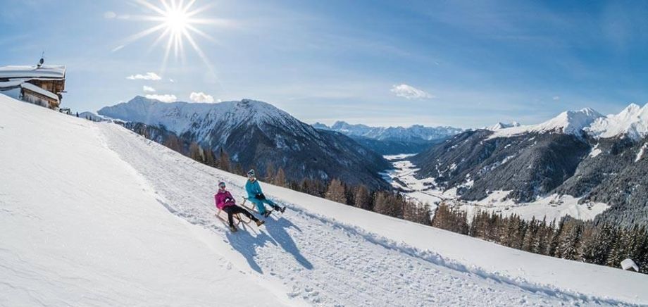 Rodeln im Gsiesertal auf der Uwaldalm